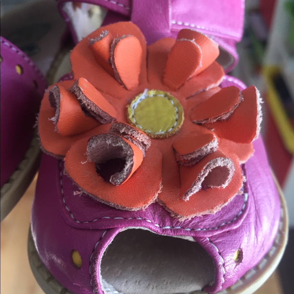 Size 5 Livie & Luca Blossom shoes - Pink - Picture 4 of 5